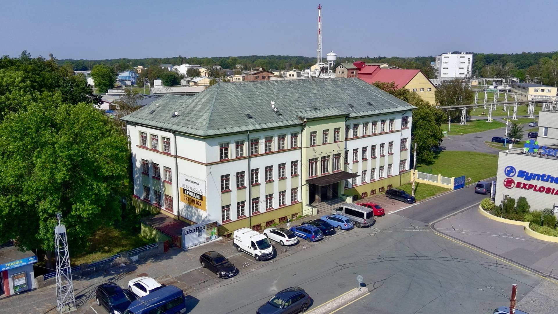 OFFICE ARMONA Semtín — Letecký pohled na budovu OFFICE ARMONA